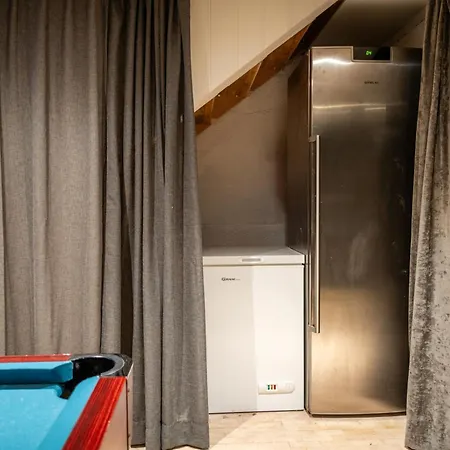 Budalen, Spacious Close To Skitracks Holo